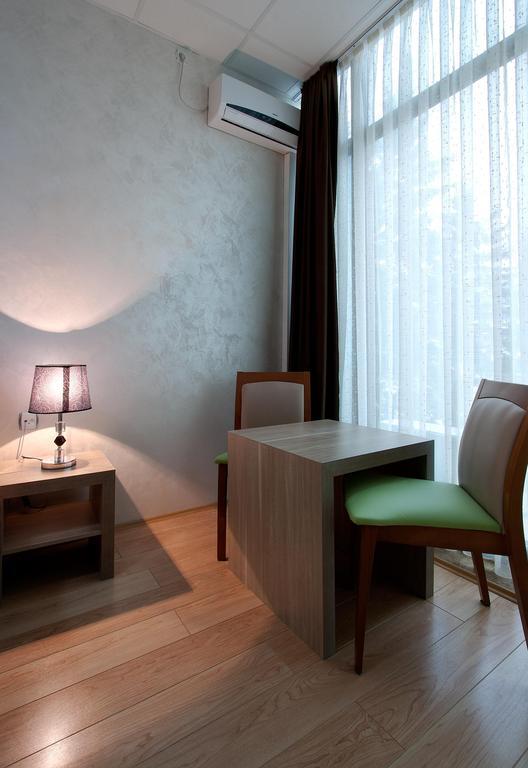 Green Center Gili Gostivar Rom bilde